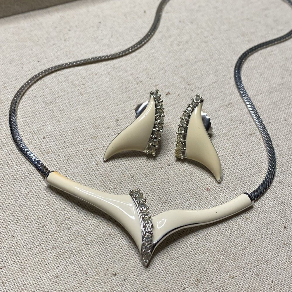💛 Vintage Vendome Crystal & Enamel Necklace & Earring Set